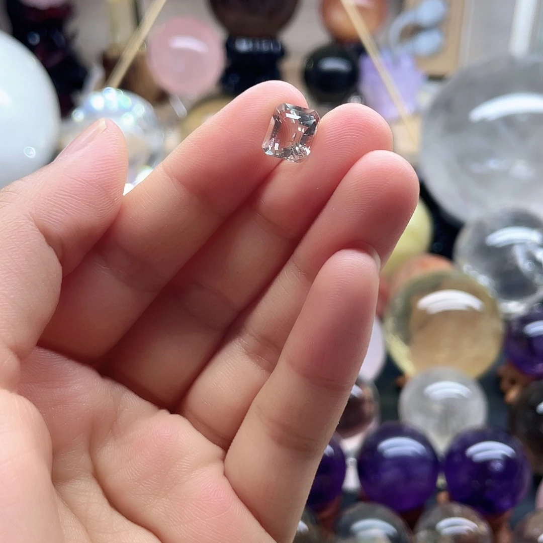 水晶珠宝半成品未镶嵌绿水晶戒面随机