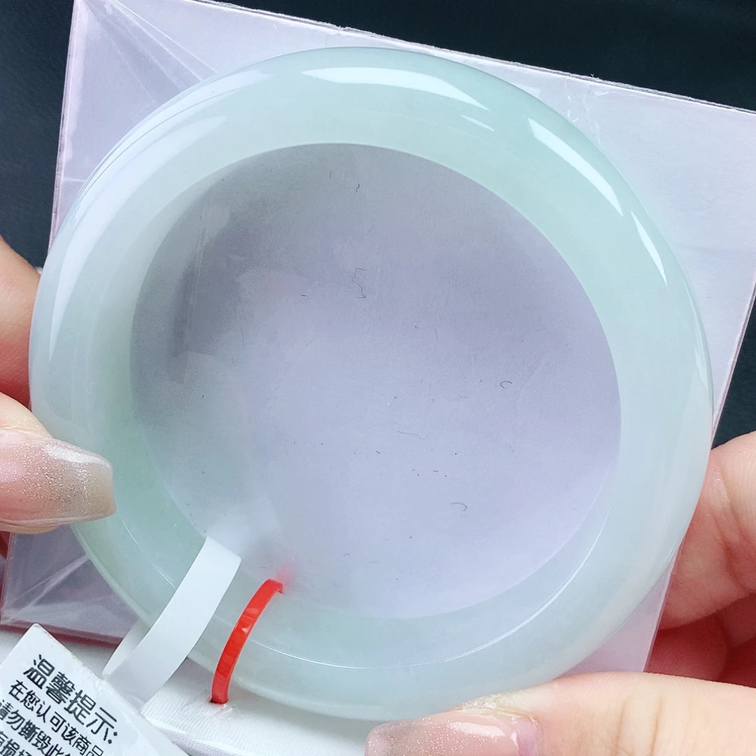 翡翠手镯未镶嵌59圈