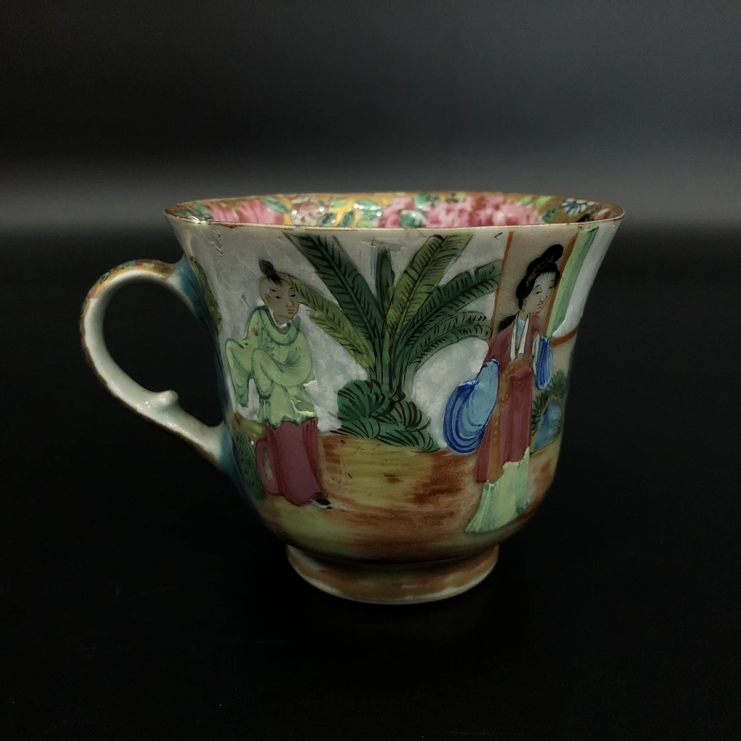 lot:25120939 清道光广彩人物故事把杯 口径8.2cm高7.6cm