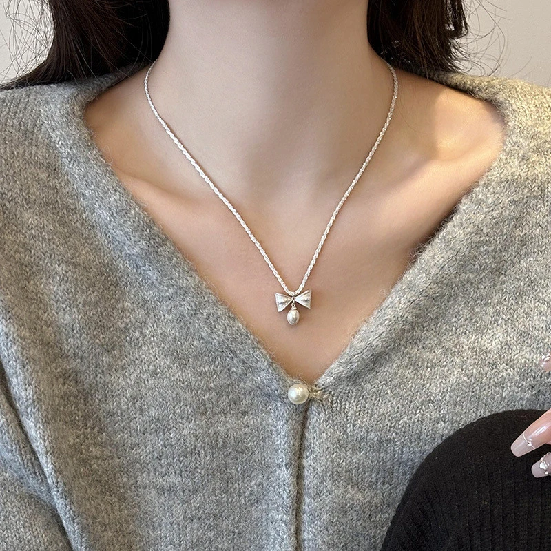 9999银蝴蝶结项链夏季小众设计冷淡风锁骨学生情人节礼物精致ins