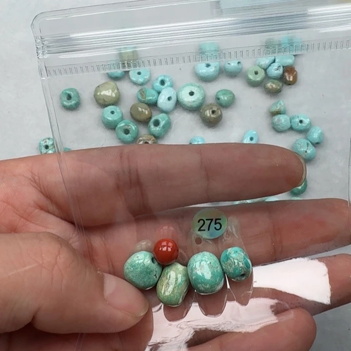 南红玛瑙未镶嵌珠宝奇石