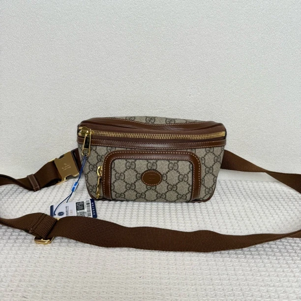 99新 GUCCI/古驰 98新/5868经典时尚棕老花小号胸包