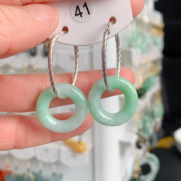 翡翠耳饰银S925镶嵌米**修翡翠