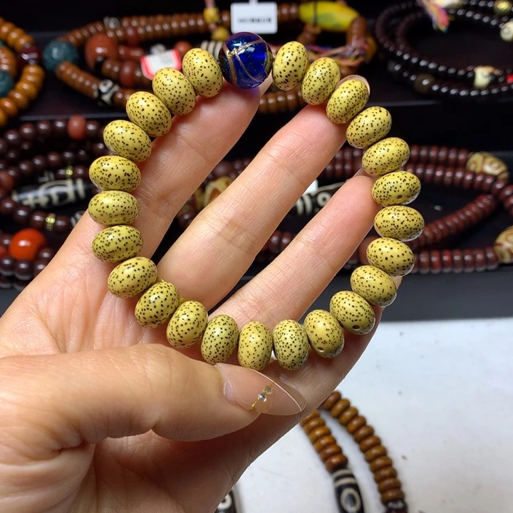 星月菩提吊坠菩提