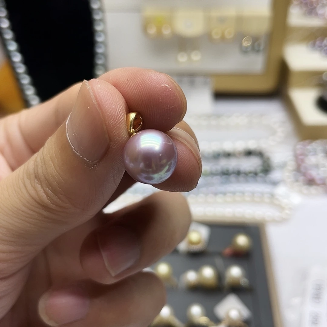 淡水珍珠18K金镶嵌颈饰