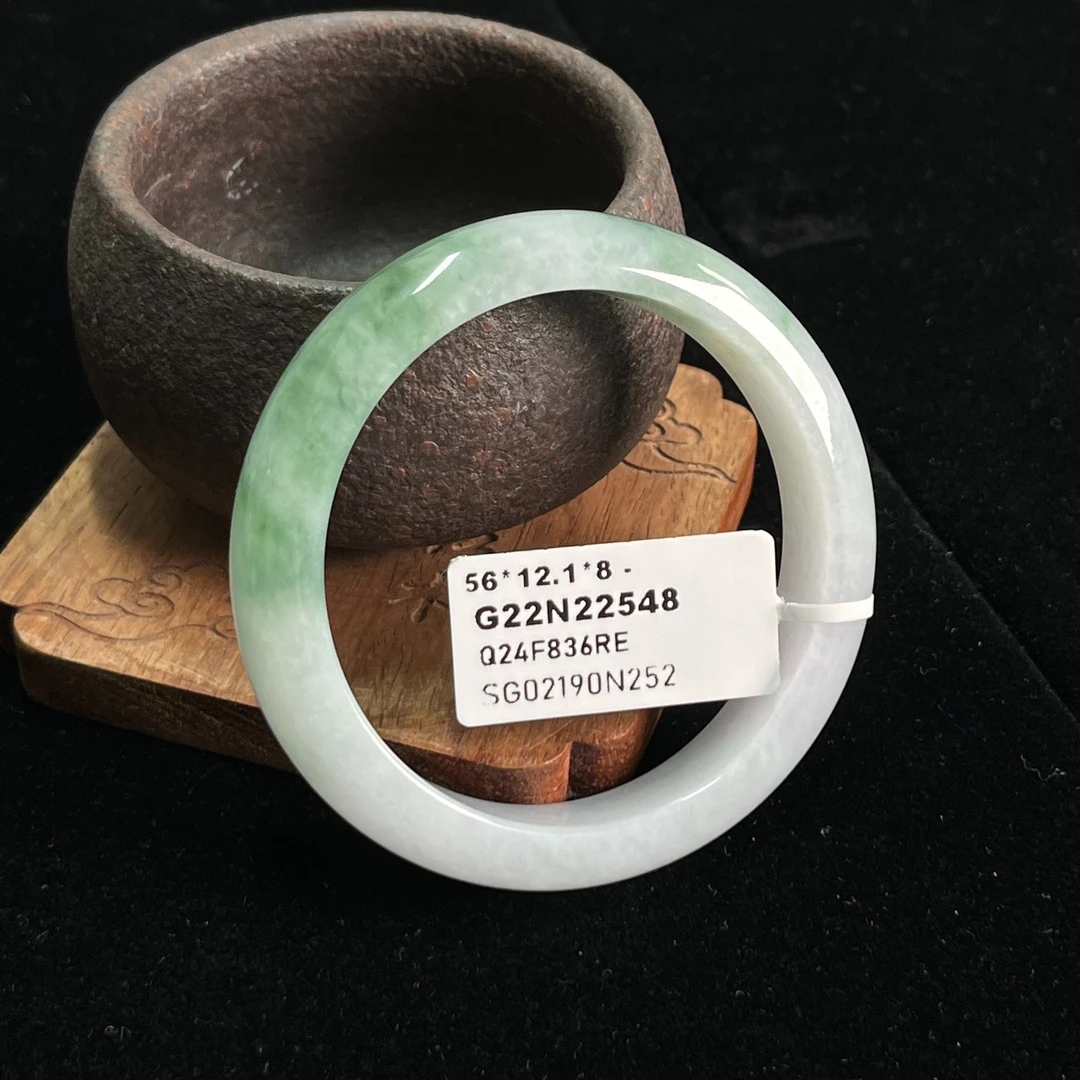 天然翡翠手镯56正圈