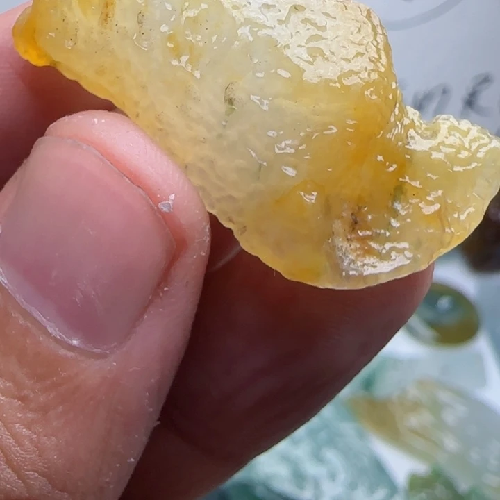 定制翡翠未镶嵌不包工