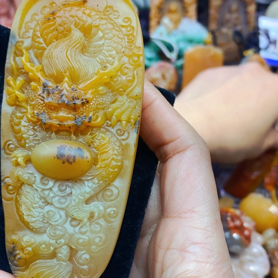 未镶嵌石英质玉（黄龙玉）吊坠(不含链)