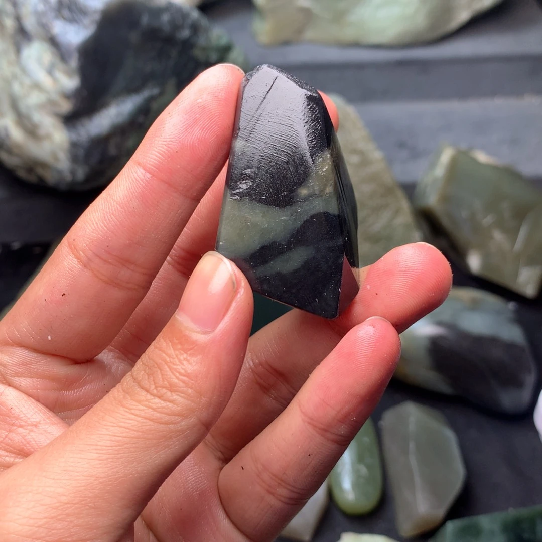 和田玉（糖玉）边角未镶嵌周*