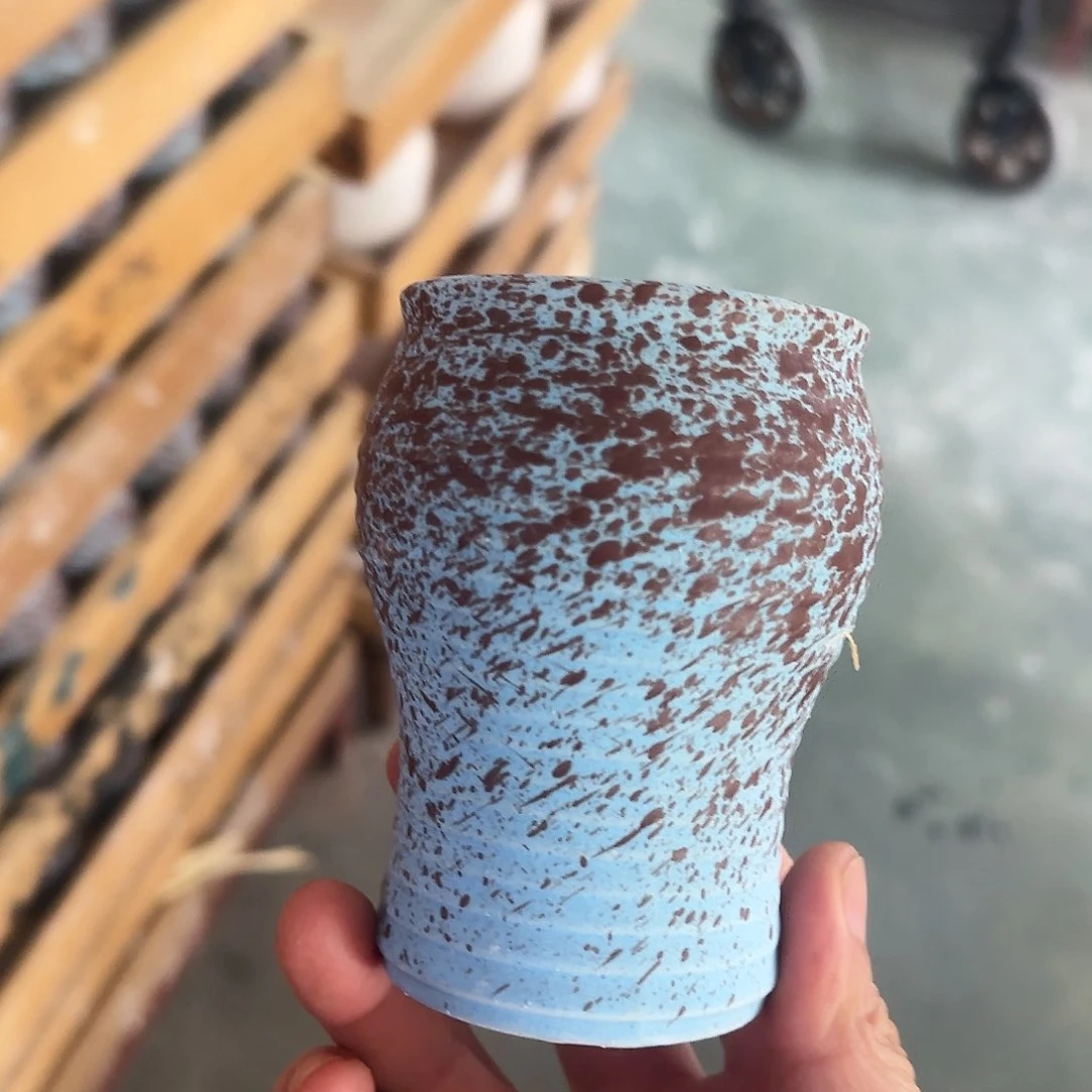 -福利局库存尾单·有孔花盆当天满9元发