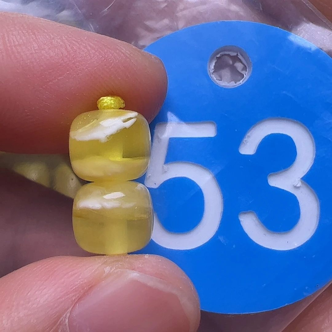 未镶嵌蜜蜡裸石8m m