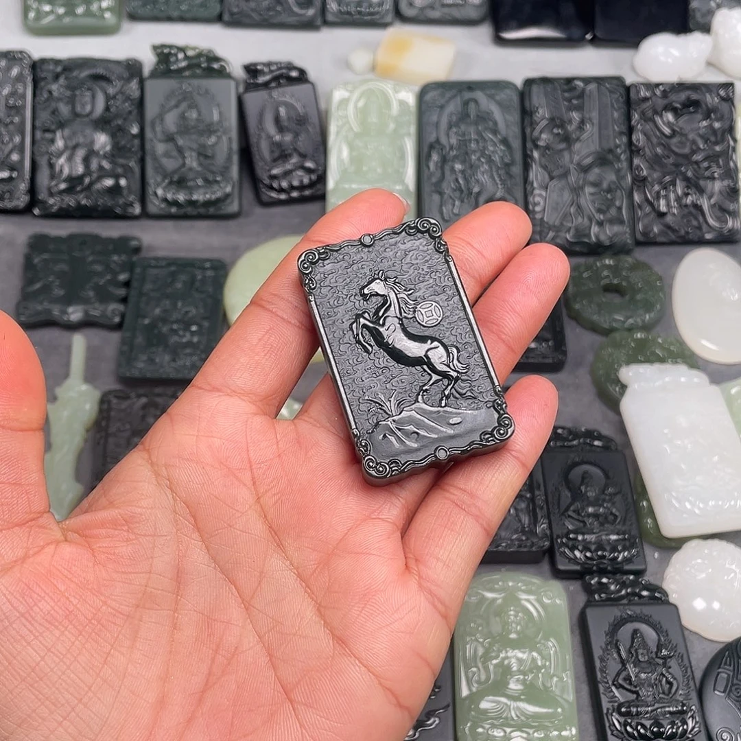 和田玉未镶嵌颈饰