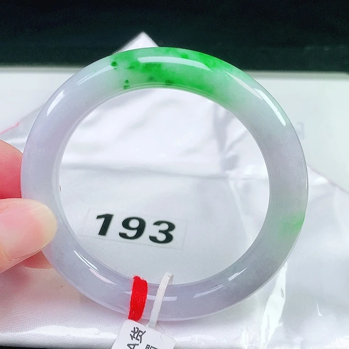 未镶嵌手镯（圆镯）翡翠193