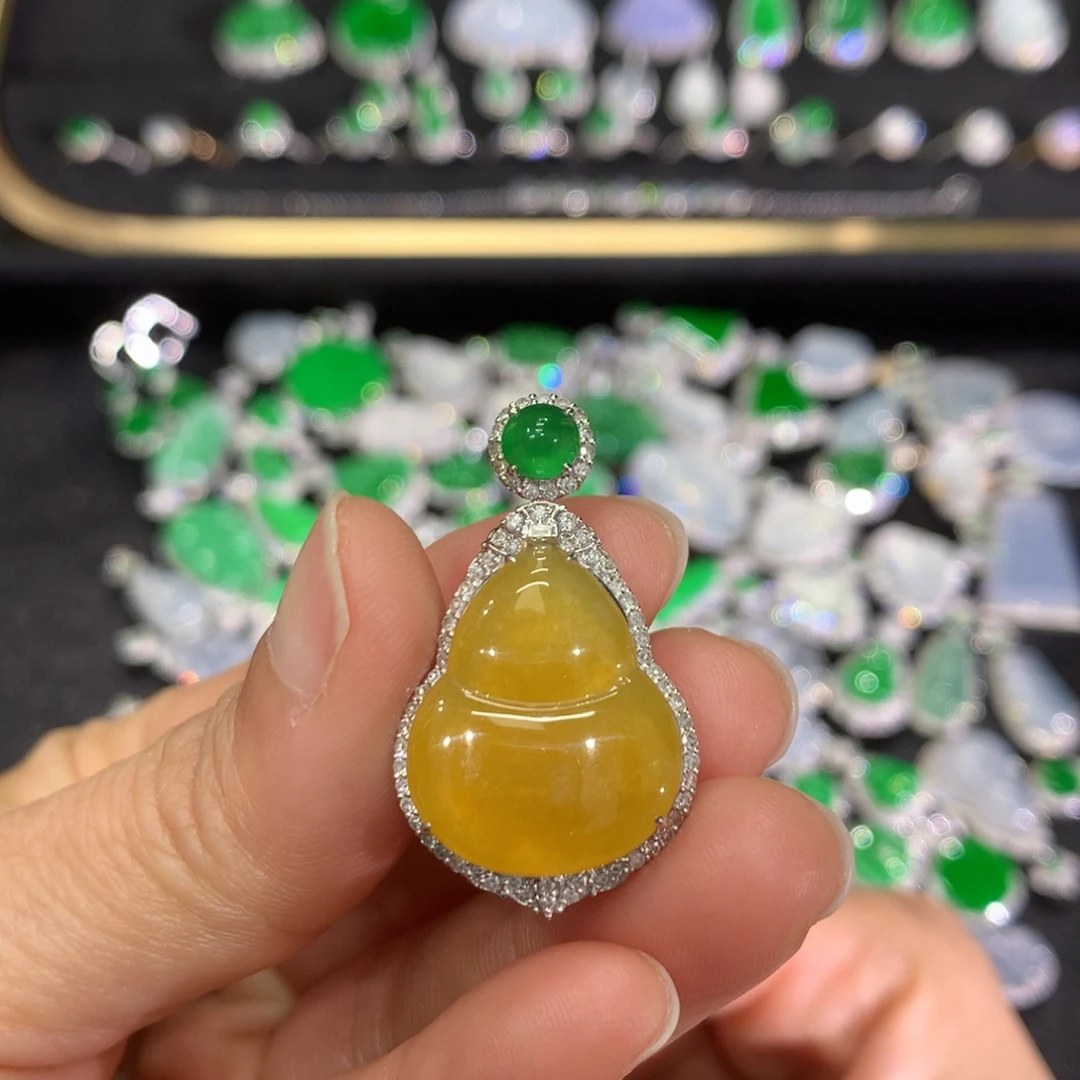 翡翠18K金镶嵌吊坠(不含链)