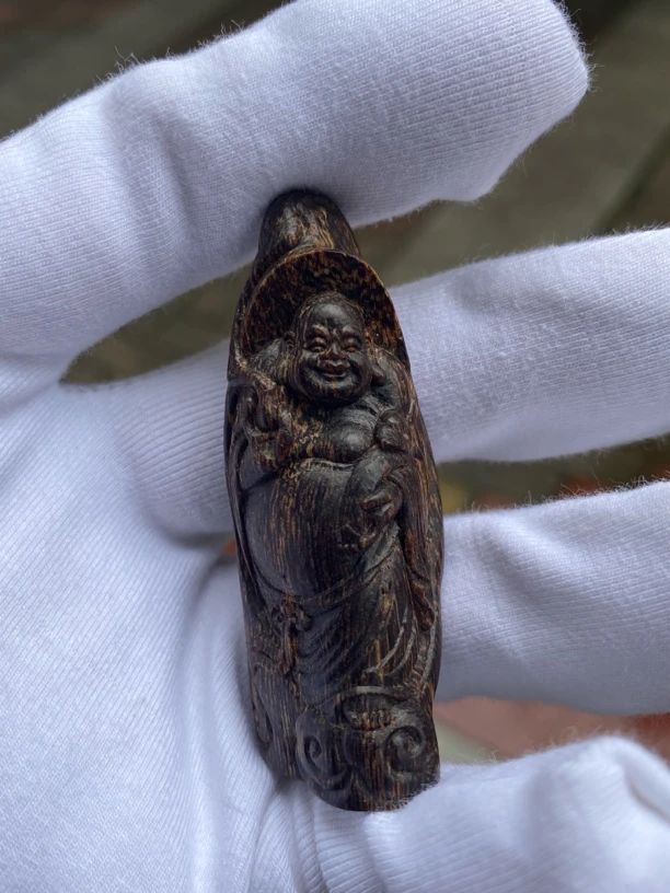 沉香文莱沉水弥勒佛11.4克