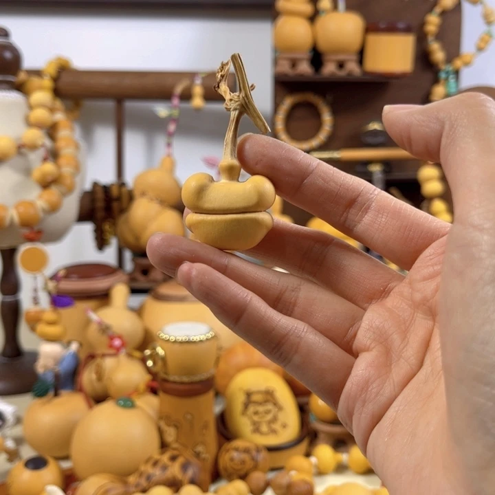 十**九原价300老粉回购价格