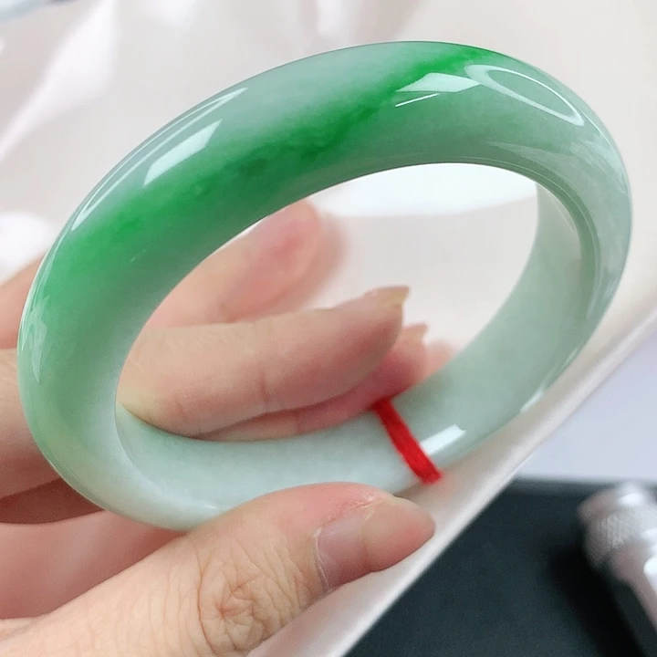 未镶嵌手镯翡翠，158