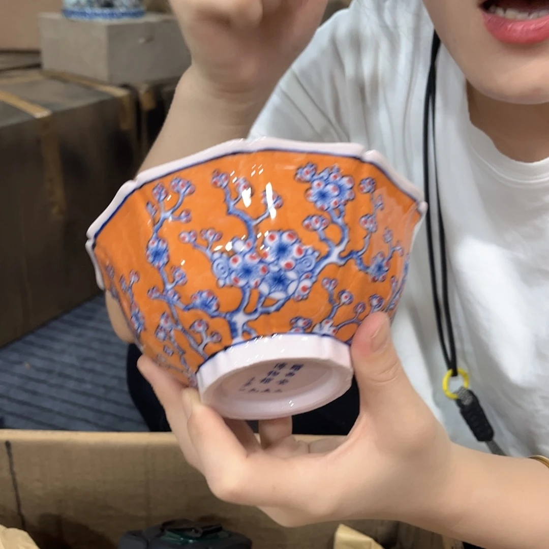 摆件/////直径15厘米。红。