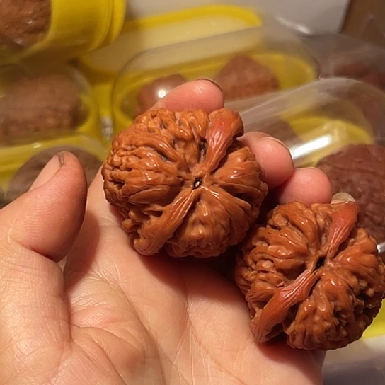 表***一吊坠文玩核桃核桃