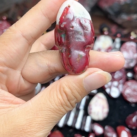 【闪购商品】天然辰砂天然原矿朱砂吊坠