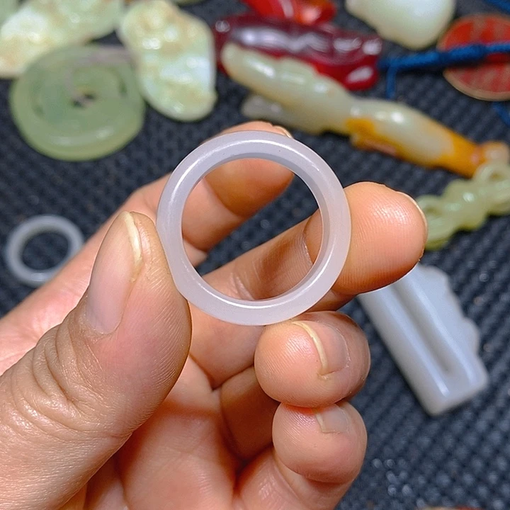 未镶嵌手链和田玉（糖玉）