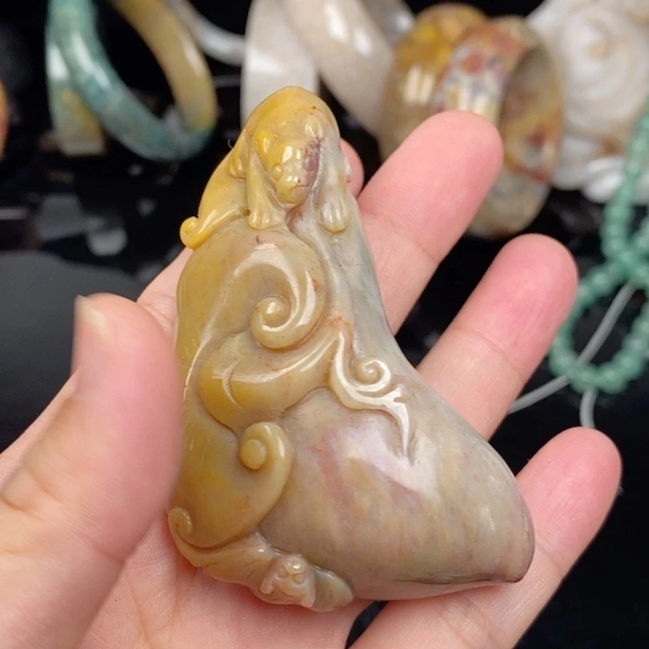 硅化玉未镶嵌手镯（圆镯）