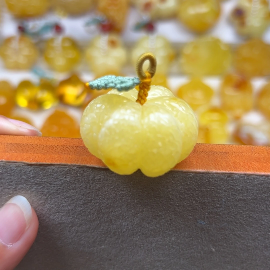 蜜蜡未镶嵌颈饰甜橘