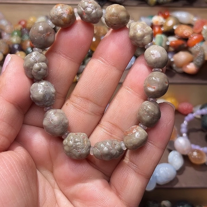 阿拉善彩玛瑙手串