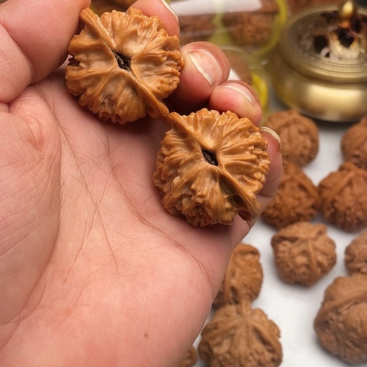 c***咖文玩核桃吊坠天地