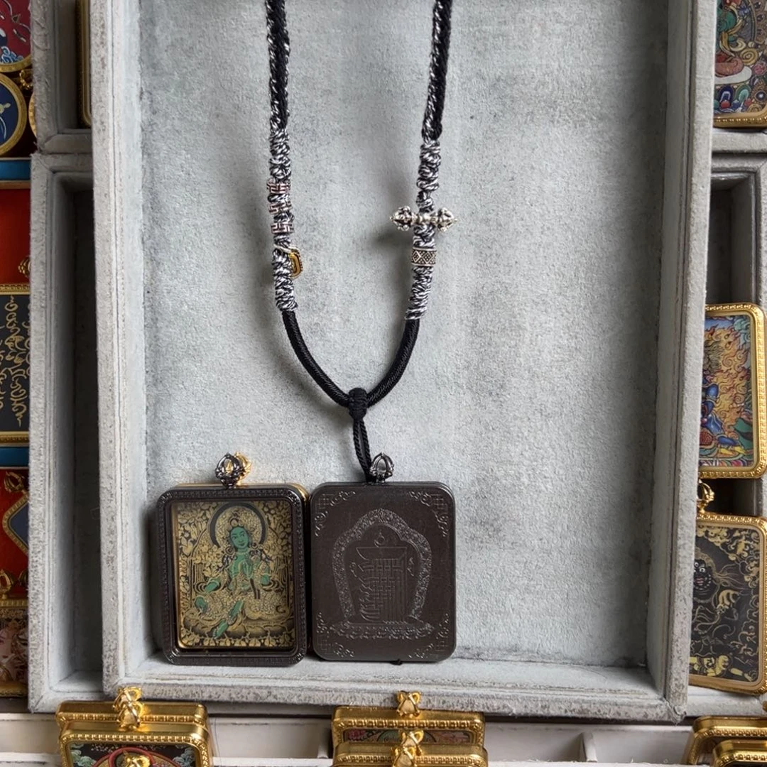 书***屁吊坠单面 绿度母 定制