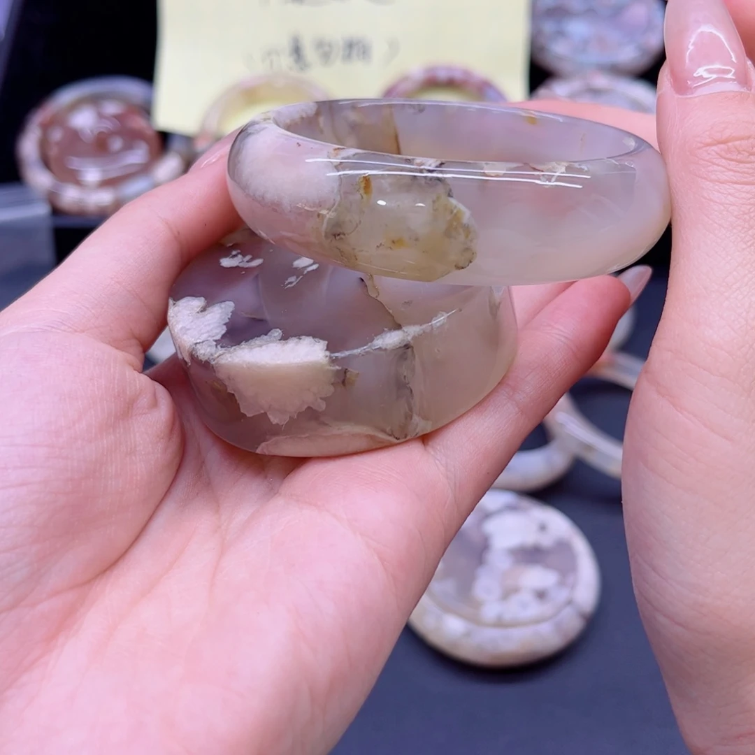 玛瑙/玉髓手镯未镶嵌5859