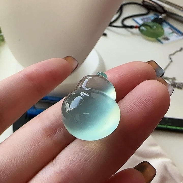 岫玉未镶嵌吊坠(不含链)