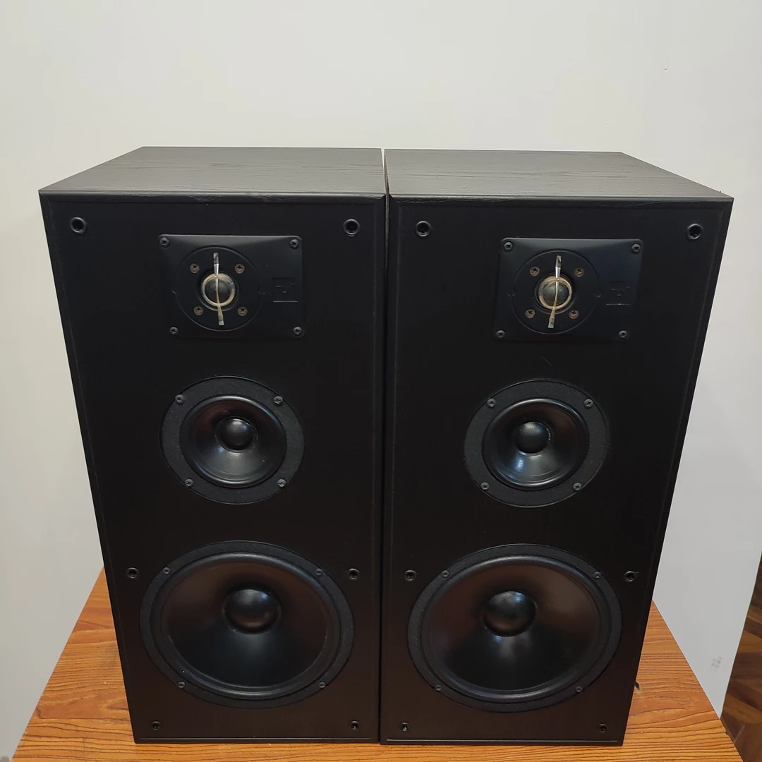 8新 JBL 二手TLX500书架箱，运费自理