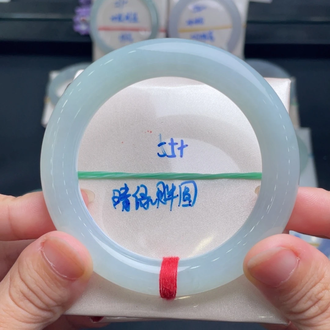 翡翠未镶嵌手镯翡翠手镯