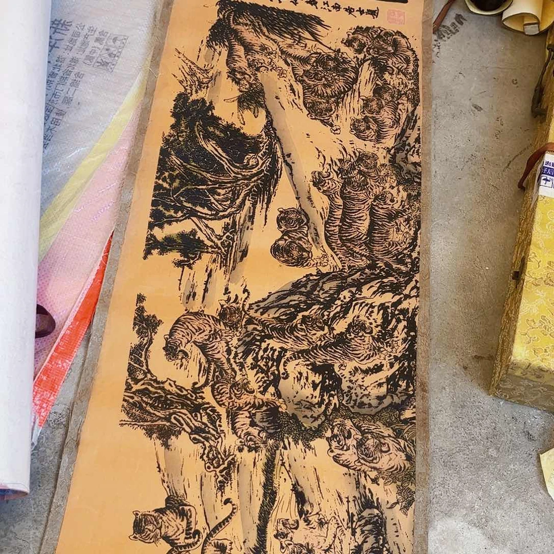 摆件，破损，水渍，轴坏都是正常的