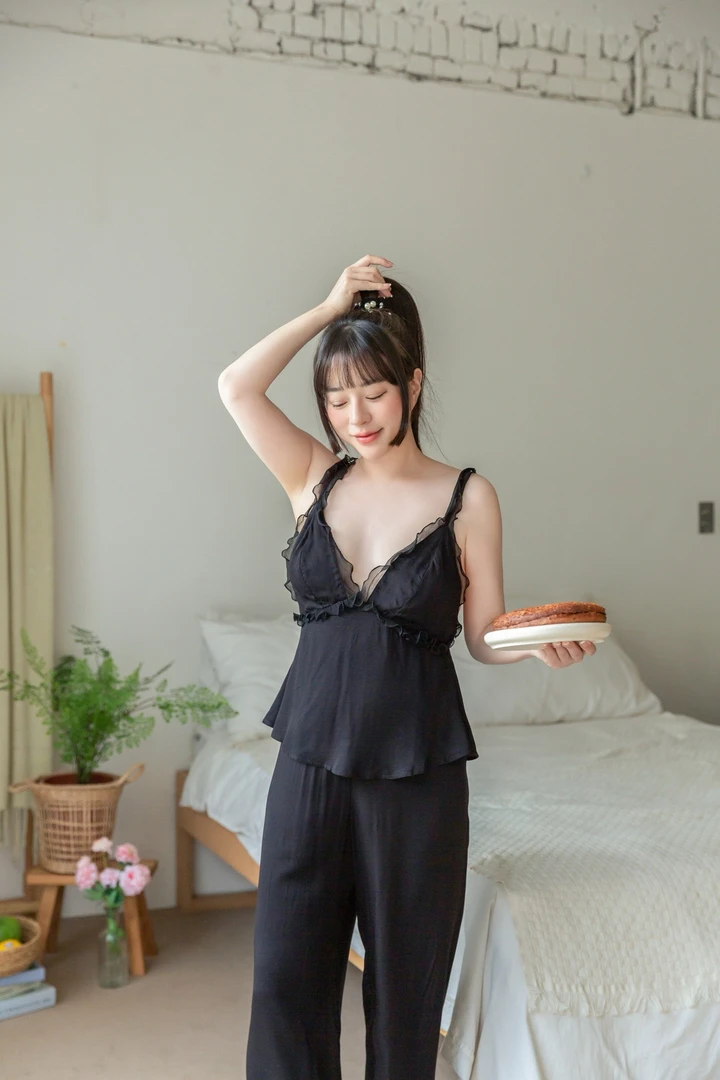 YQ春夏贡缎棉性感凉快吊带睡裙睡衣套装家居服女2415