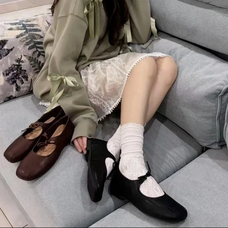 复古褶皱圆头一字带玛丽珍鞋女气质百搭平底芭蕾舞鞋浅口软底单鞋