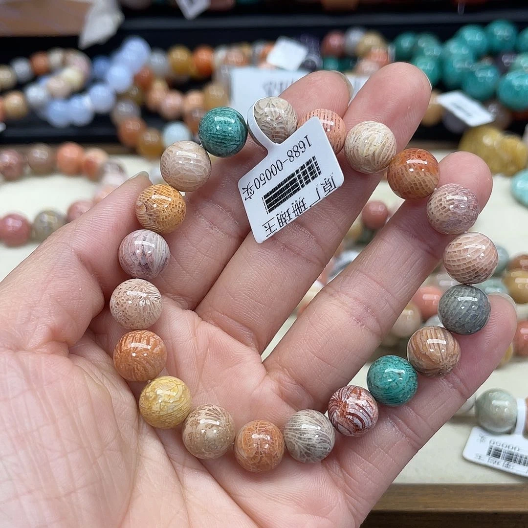 未镶嵌手串硅化珊瑚（珊瑚玉）凌758