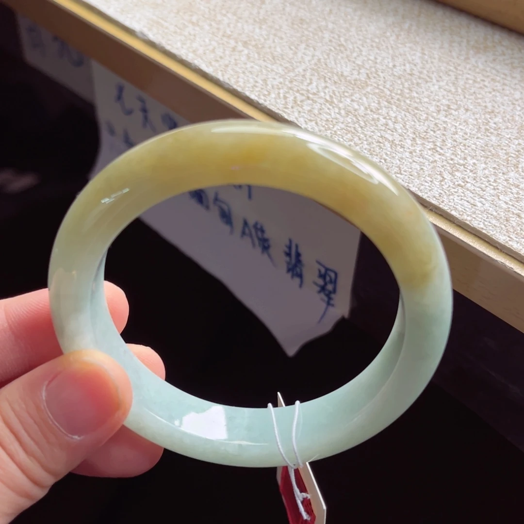 翡翠未镶嵌手镯手镯