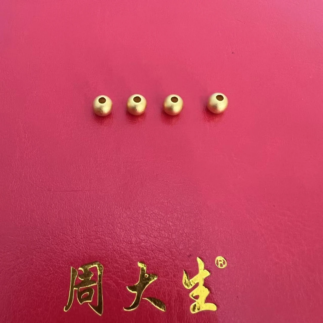 周大生足金小金珠