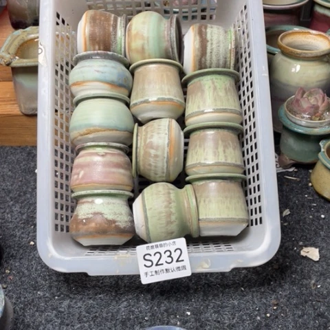 紫砂花盆微瑕232口径4厘米左右