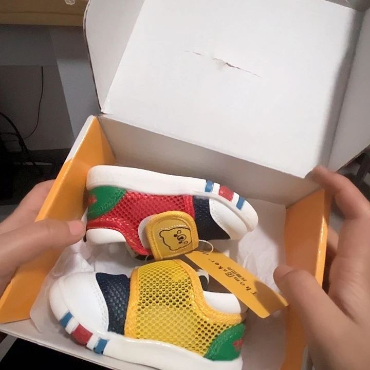 宝宝学步鞋18码。