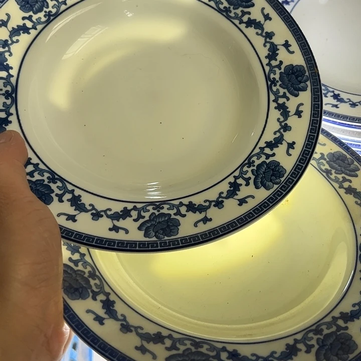 八寸深盘两个青芙蓉