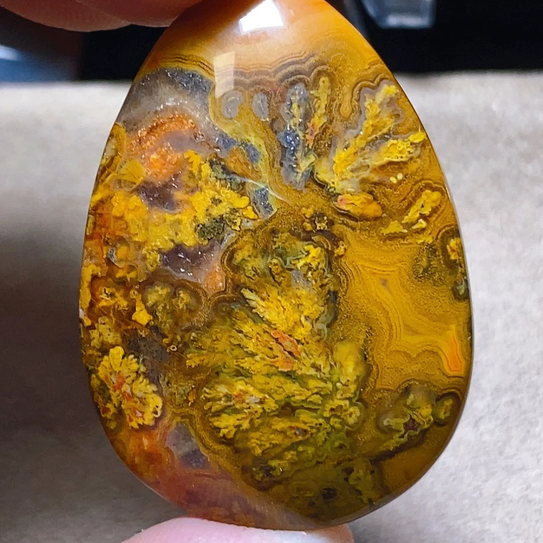 玛瑙/玉髓颈饰未镶嵌古**子