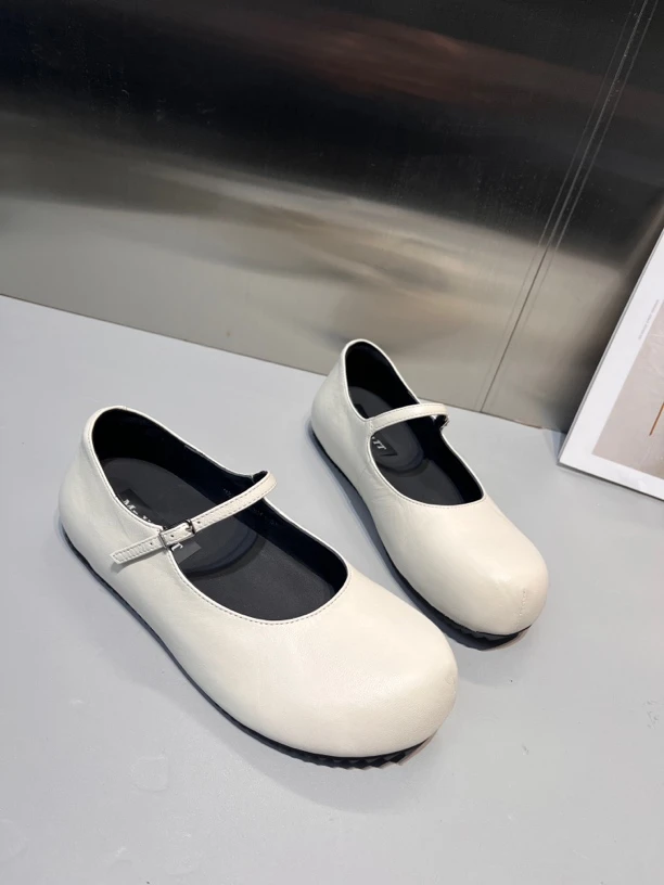 纯色罗马风格平底单鞋软底豆豆鞋白色鞋子玛丽珍厚底夏季
