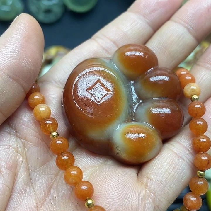 未镶嵌蛇纹石玉颈饰