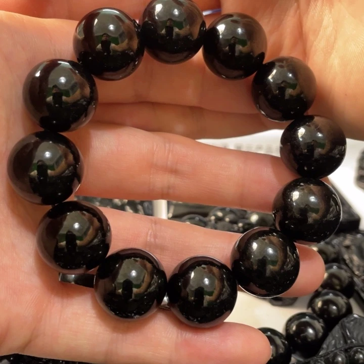 吊坠(不含链)未镶嵌翡翠卡18左右