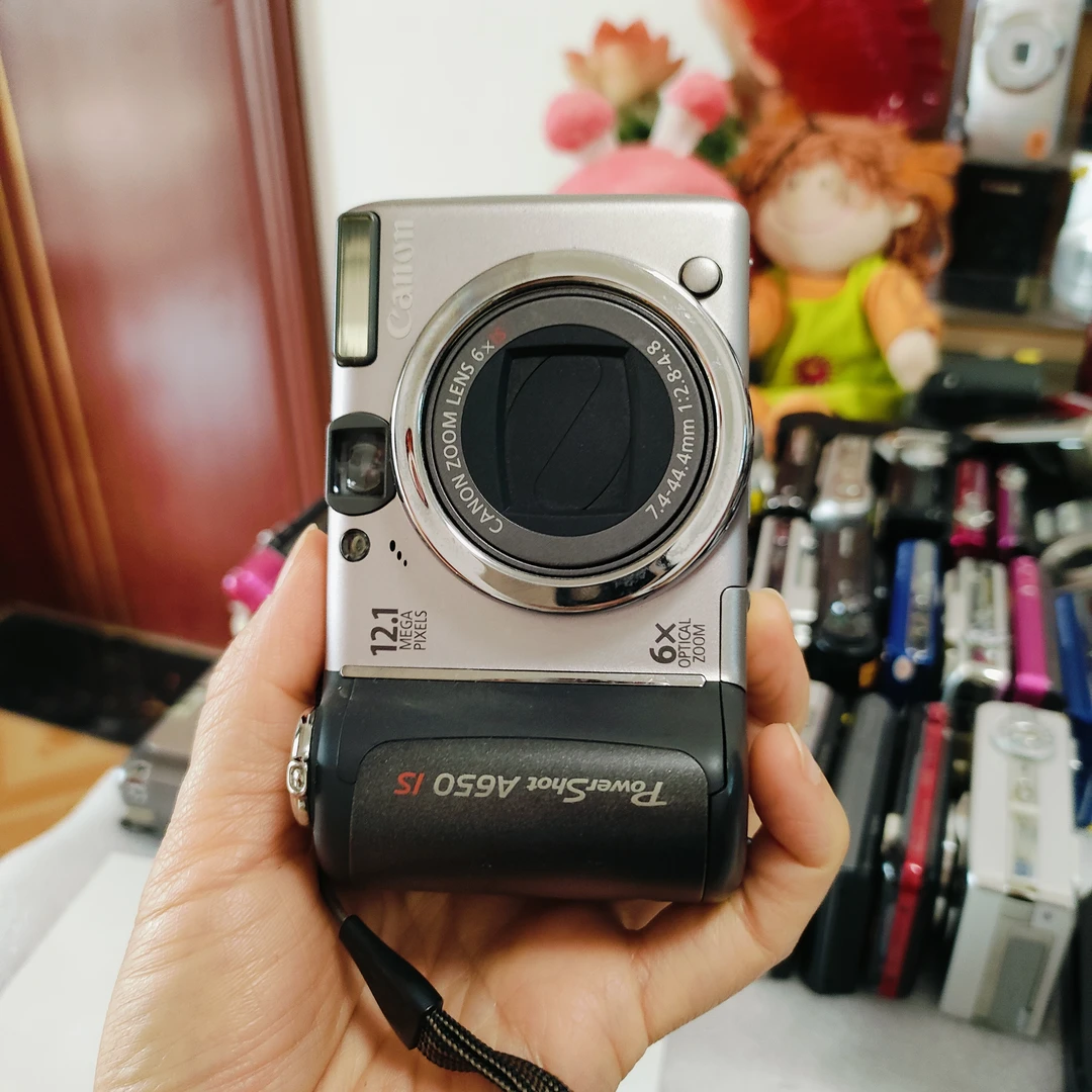 95新 Canon/佳能 650相机 1200万像素6倍光变配件齐全No退换
