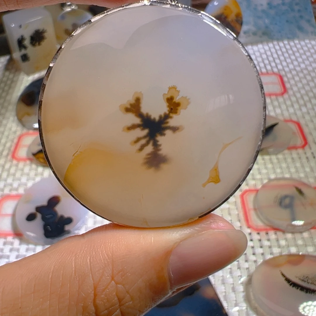 玛瑙/玉髓未镶嵌颈饰