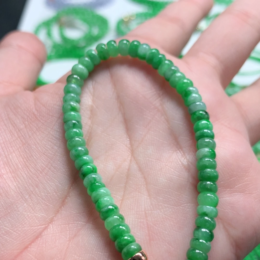 翡翠未镶嵌手链翡翠